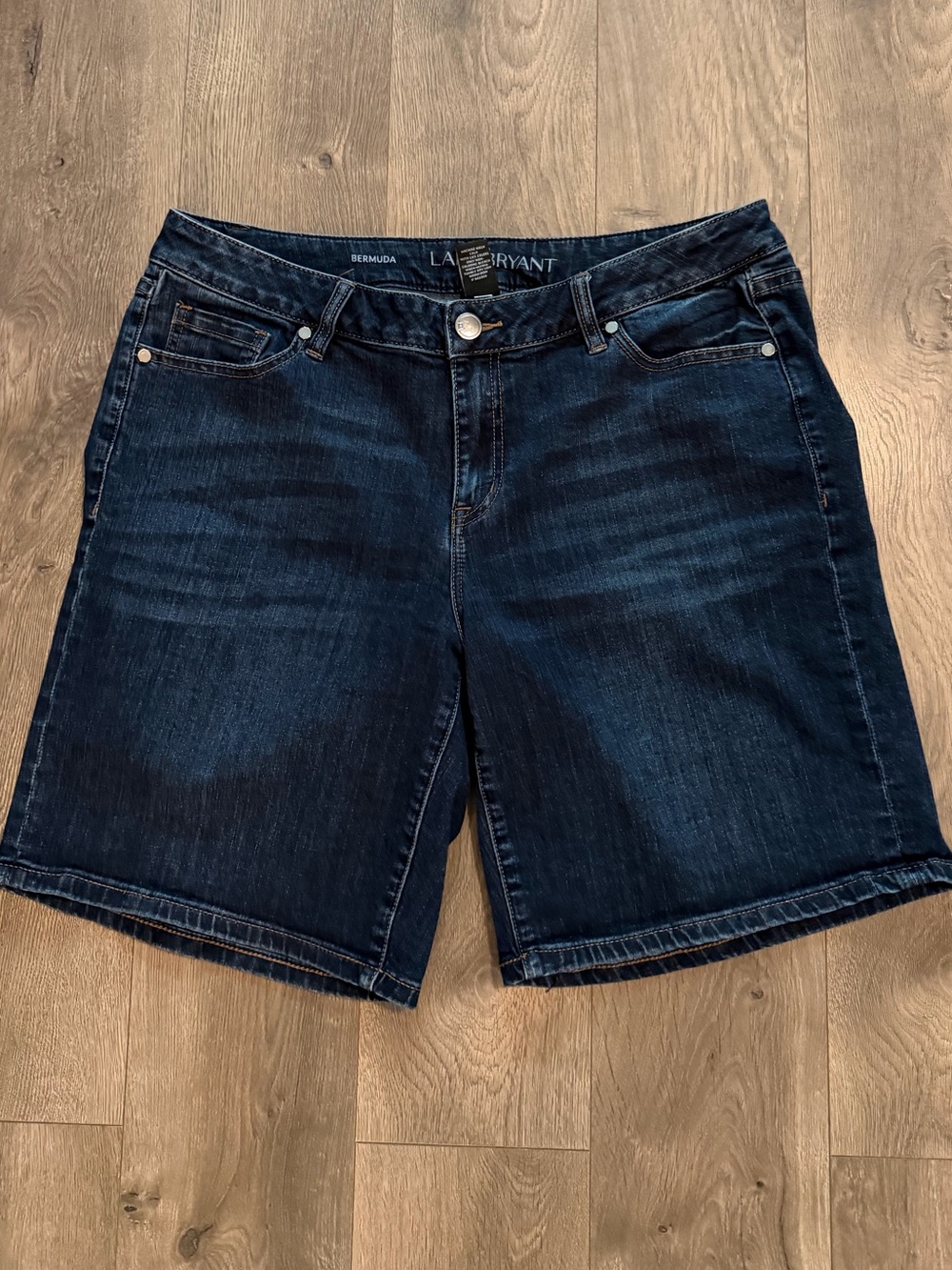Lane Bryant Bermuda Denim Shorts Women’s Size 16 Dark Wash Stretch Mid Rise